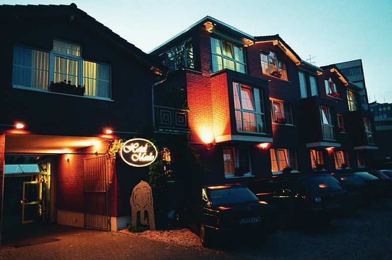 Hotel Mado Koln Bagian luar foto